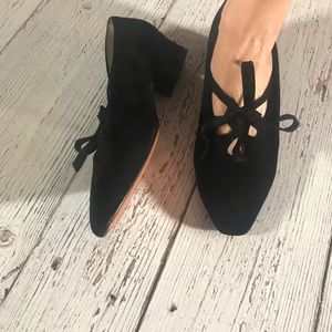 Carriage Court Suede Upper one inch heel